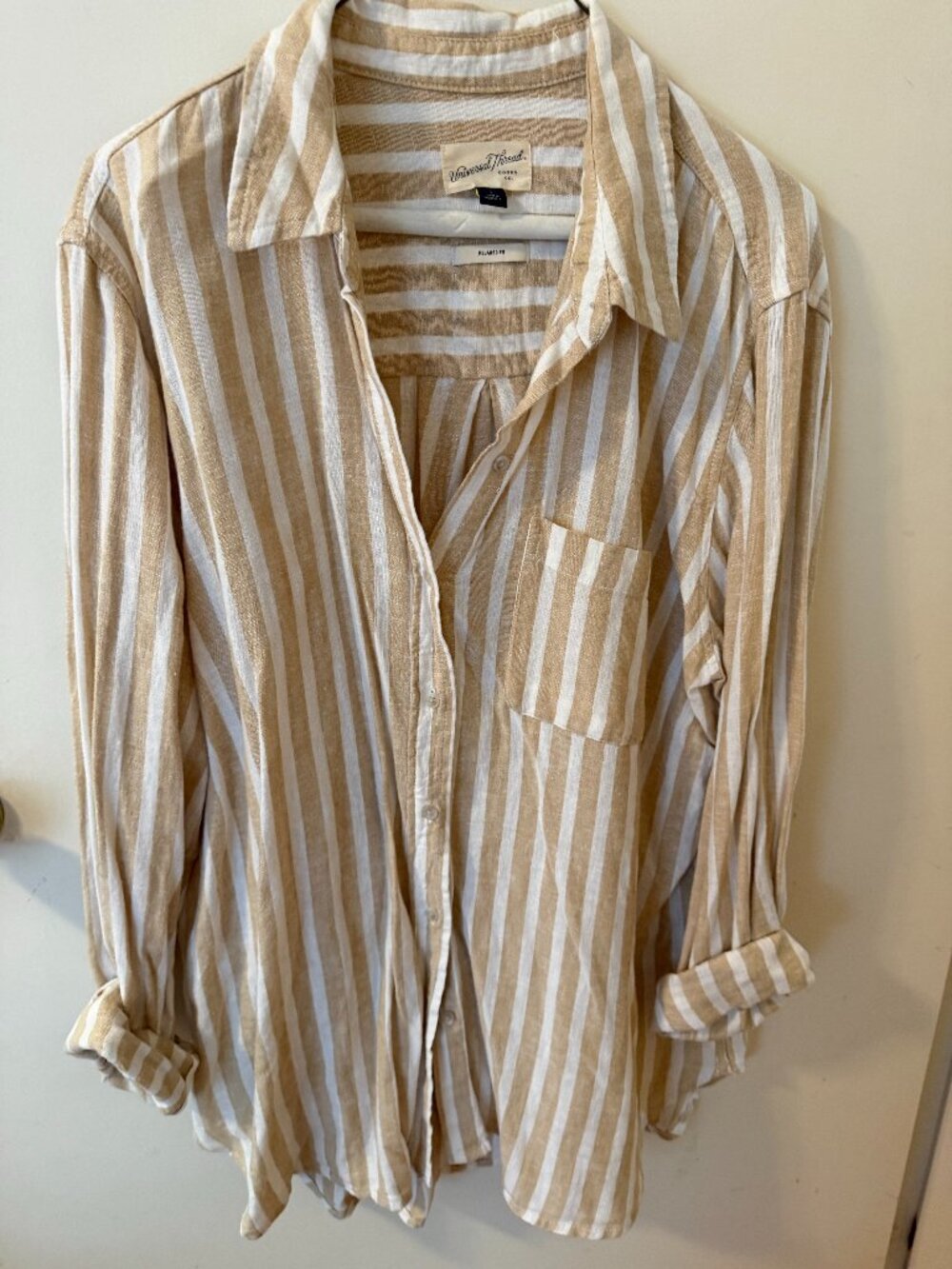 Universal Thread Beige & White Striped Relaxed Button-Down Shirt